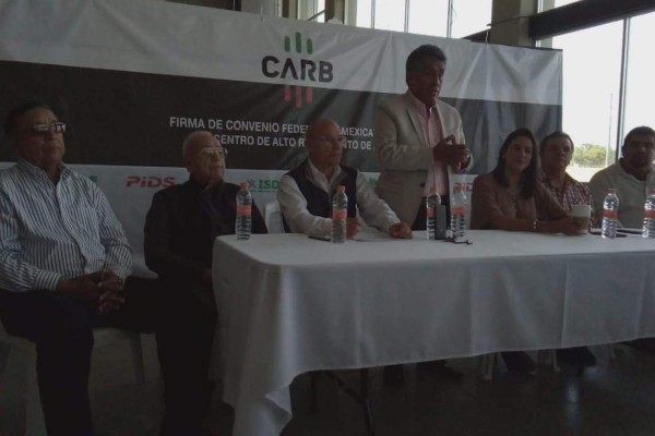 Federación y autoridades estatales firman convenio en pro del box sinaloense