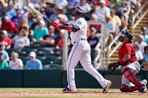 Nelson Cruz pegó su primer jonrón de los entrenamientos