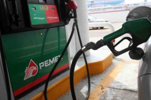 El IEPS para la gasolina magna y premium presenta un incremento en comparación con los aplicados previamente, mientras que el del diésel se reduce.