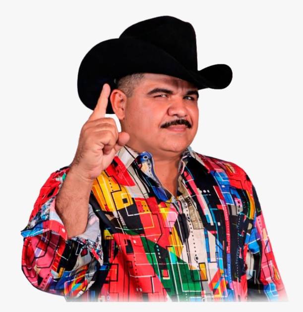 Chuy Lizárraga graba una composición de Espinoza Paz