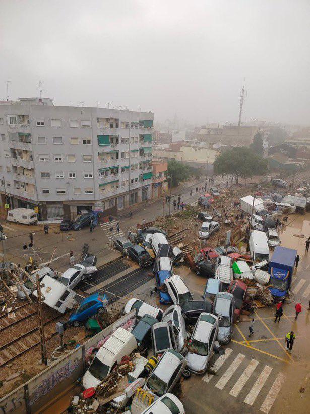 $!Mueren al menos 72 personas tras inundaciones en Valencia, en España