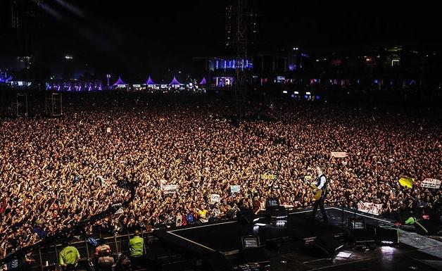 $!Más de 70 mil personas acudieron al concierto de Paul McCartney en el cierre del Corona Capital.