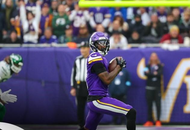 $!Vikings mantienen invicto tras vencer a Jets en Londres