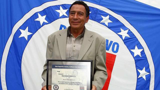 $!Héctor Pulido, leyenda del Cruz Azul, muere a los 79 años por complicaciones de salud