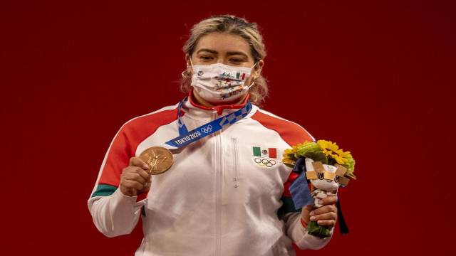 ¡Aremi Fuentes levanta el tercer bronce para México en ...