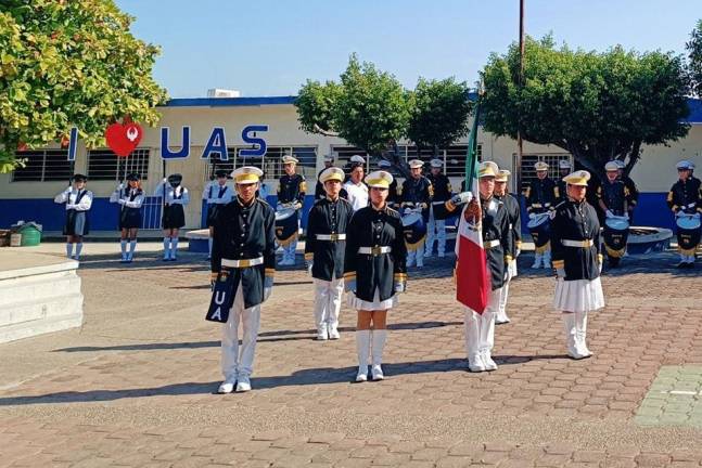 La prepa de la UAS festeja 66 años en Rosario.