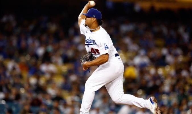 $!Dodgers inhabilitan a Brusdar Graterol