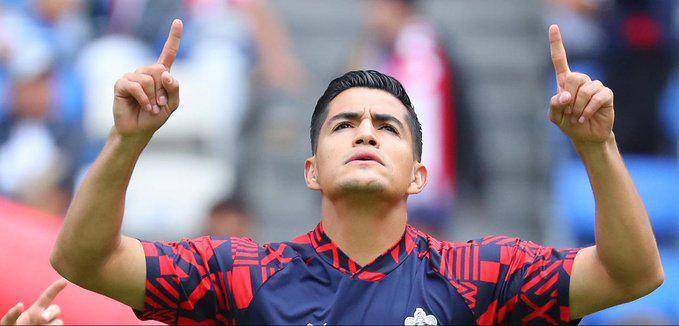 Chapo Sánchez se retira tras 17 años de portar los colores de Chivas