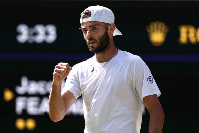 $!Djokovic aprieta los dientes ante Fearnley en Wimbledon