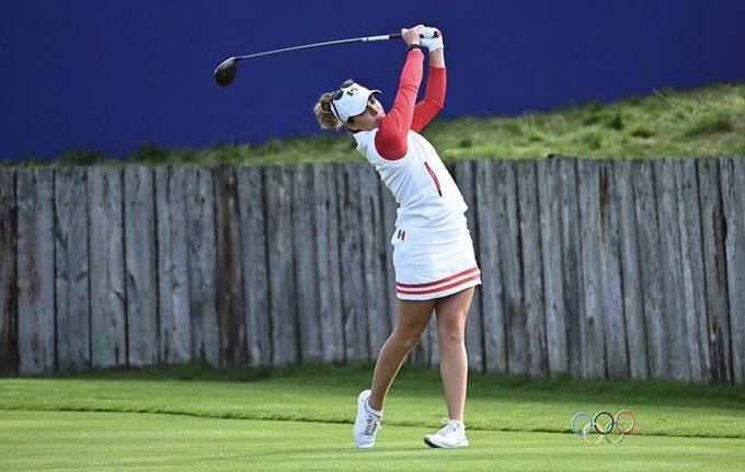 Gaby López ocupa la tercera posición al término de la primera ronda del stroke play en el golf de París 2024.