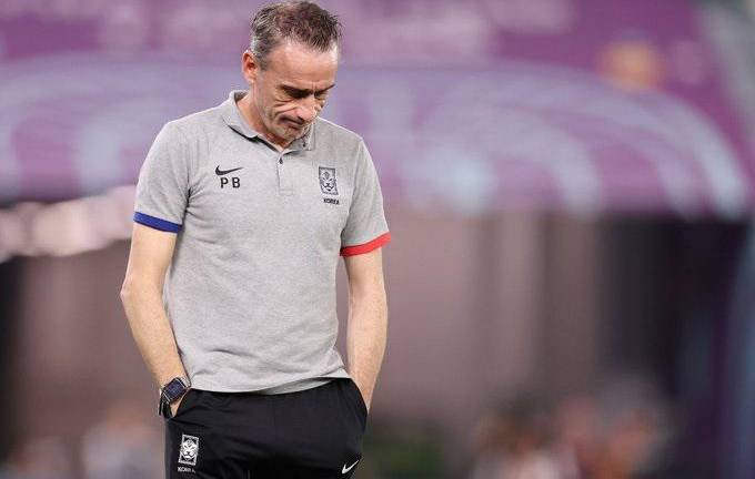 Paulo Bento no seguirá más al frente de Corea del Sur, tras la eliminación sufrida ante Brasil.