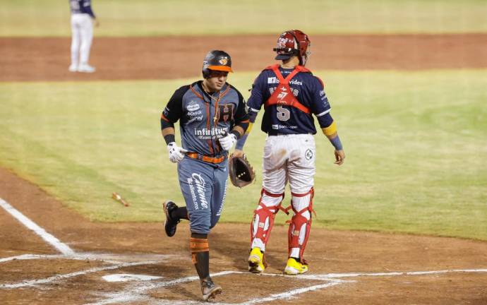 Naranjeros se lleva el primero de la serie.