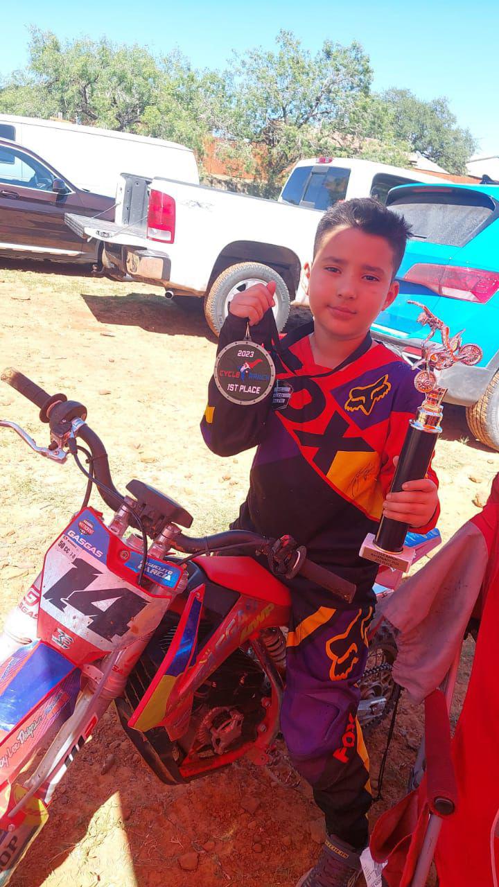 $!Miguel García Jr. continúa el legado familiar, en el motocross