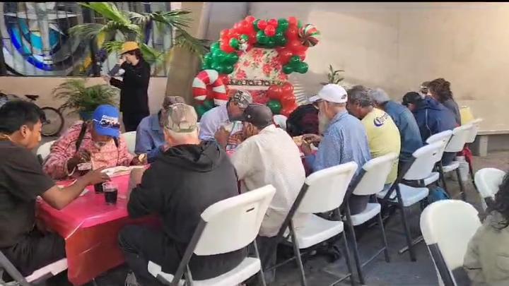 $!Parroquia del Carmen en Culiacán apoyará en cobijas a personas en situación de calle