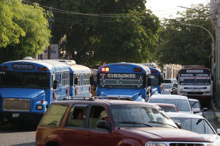 $!Previo al mitin de Adán Augusto, colapsa tráfico en Centro de Culiacán