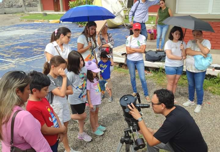 $!A esta hora podrás observar el eclipse anular del 14 de octubre en Mazatlán