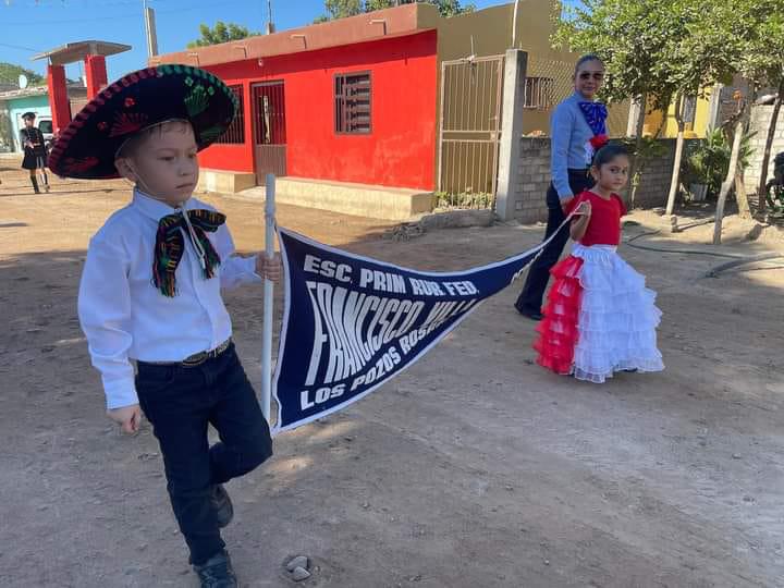 $!Ejido Los Pozos, en Rosario, celebra 56 años de su fundación con desfile