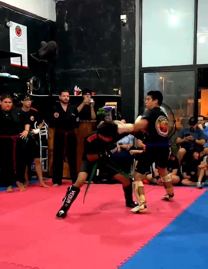 $!Academia de Kickboxing Suzaku realiza con éxito exámenes de grado de cinta