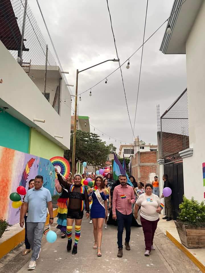 $!Con marcha y coronación, en Rosario celebran el día del Orgullo