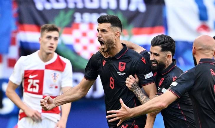 Electrizante empate entre Croacia y Albania
