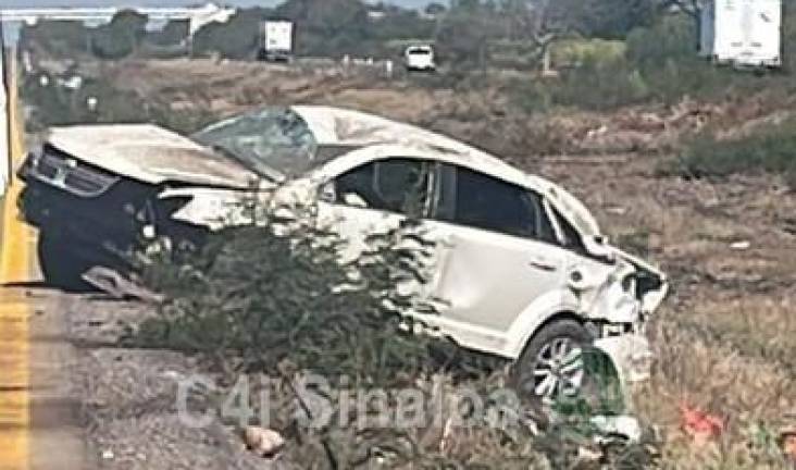 Familia Se Accidenta En La Maxipista Culiacán-Mazatlán; Hay 5 Heridos