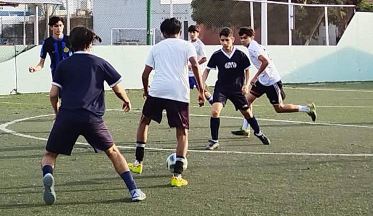 La cancha de Furamaz es la sede de la Liga Estudiantil de futbol rápido.