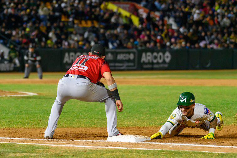 $!Nick Struck luce y Cañeros de Los Mochis se pone a medio camino de las semifinales