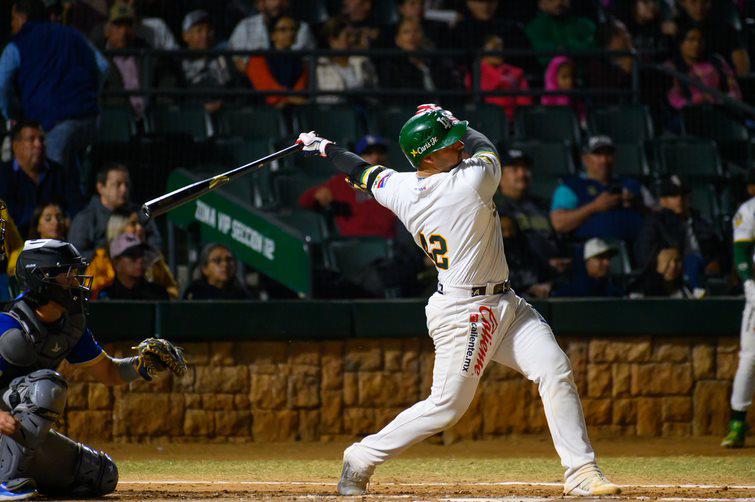 $!Charros escapan con el primero de la serie en Los Mochis