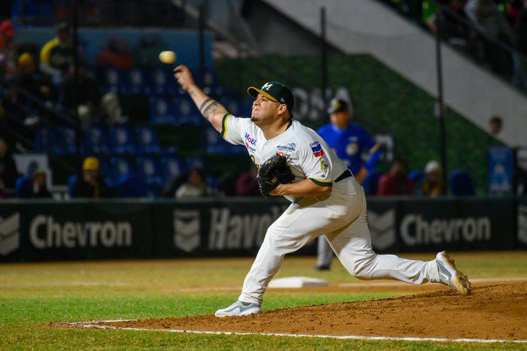 $!Charros escapan con el primero de la serie en Los Mochis