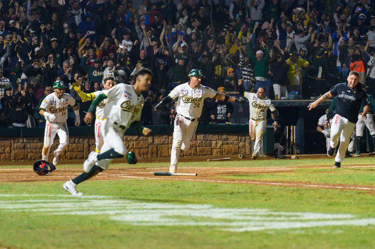 $!Cañeros gana en 11 entradas a Mayos para tomar ventaja en playoffs