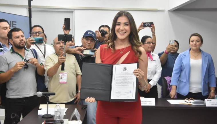 Paloma Sánchez asegura que trabajará en favor de Sinaloa de la mano de los morenistas Imelda Castro y Enrique Inzunza, senadores electos.