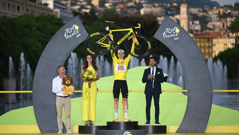 Tadej Pogacar ganó este domingo la contrarreloj para sellar su triunfo en el Tour de Francia 2024.