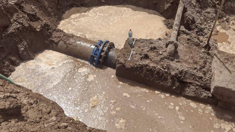 Será casi un mes en que las comunidades del valle están sin agua potable.