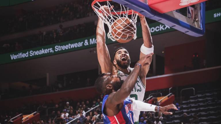 Celtics se impone ante Pistons.