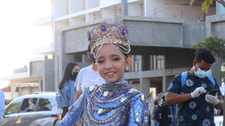 Despiden a Lanao en el segundo desfile de Carnaval