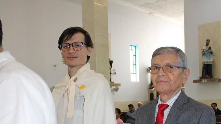 Ya son fieles católicos Eugenio y Vladimir Kolesnikov