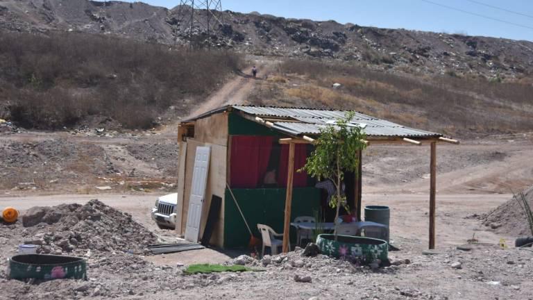 Pepenadores en Culiacán no tienen para comer debido a la violencia desatada en el Estado