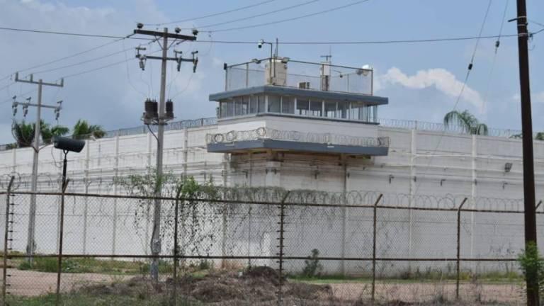 Tres personas estaban privadas de su libertad en el Centro Penitenciario Goros II.