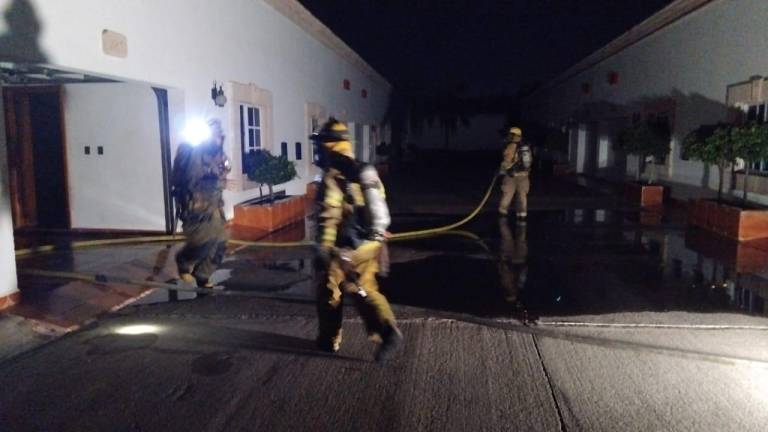 Incendian oficinas de motel en la salida sur de Culiacán