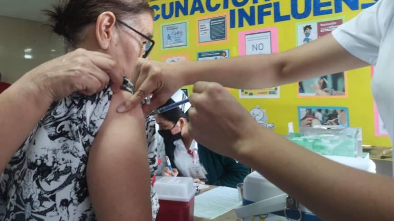 La vacuna contra el Covid sigue siendo una herramienta necesaria para evitar afectaciones.