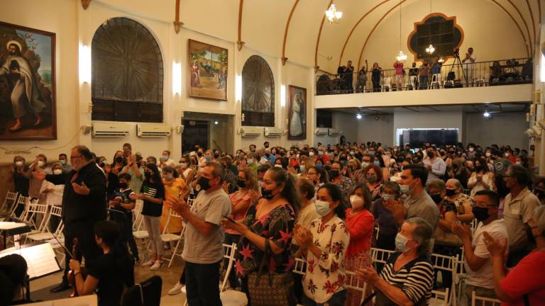 Vuelve a sorprender el Coro de la Ópera de Sinaloa con el Stabat mater, de Jenkins