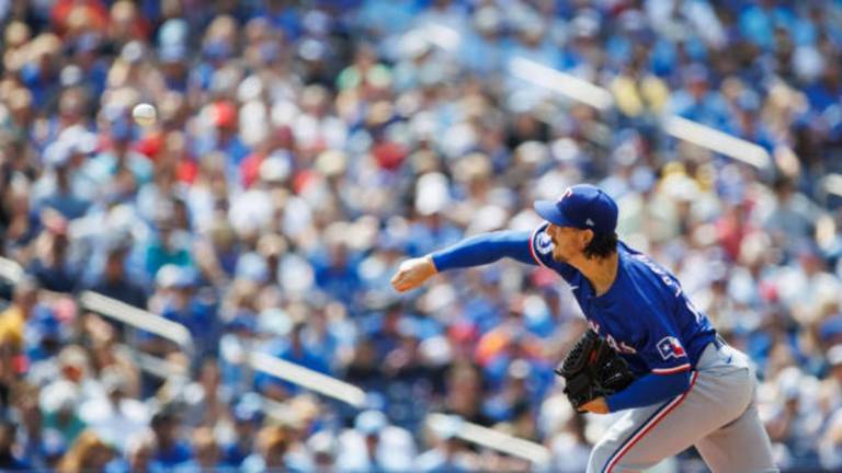 El derecho Michael Lorenzen pasa de Rangers a Reales