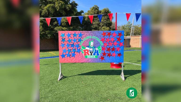 Disfrutan la gran fiesta deportiva de los Rojos y Azules