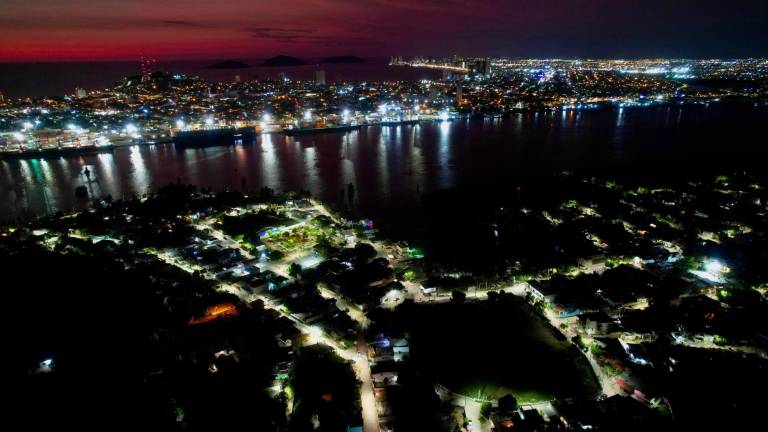 La Isla de la Piedra ya está iluminada con lámparas LED.