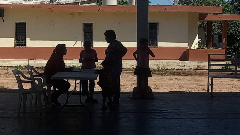 En la zona rural de Elota merodea gente armada; los han visto y les temen