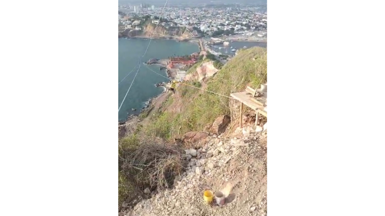 Realizan las primeras pruebas de la Tirolesa Mazatlán