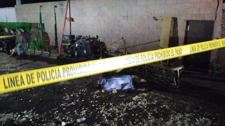 Motociclista resulta herido y acompañante muere tras derrapar en la sindicatura de Culiacancito