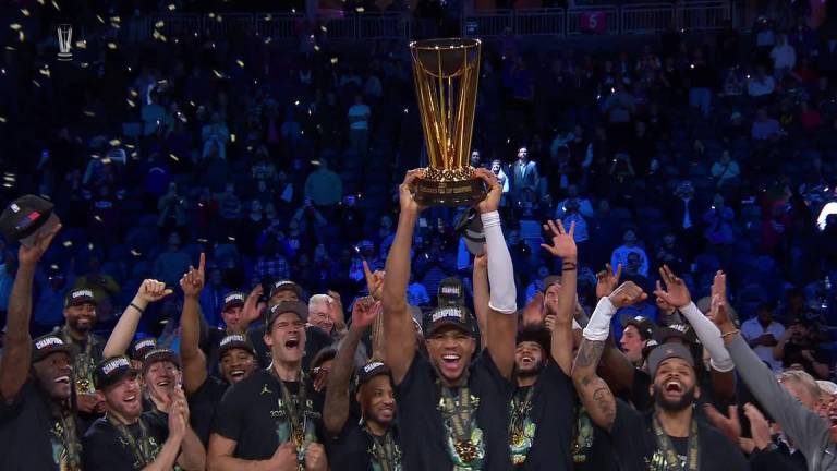 Los Bucks, con buena puntería desde la larga distancia, se coronaron en la NBA Cup.