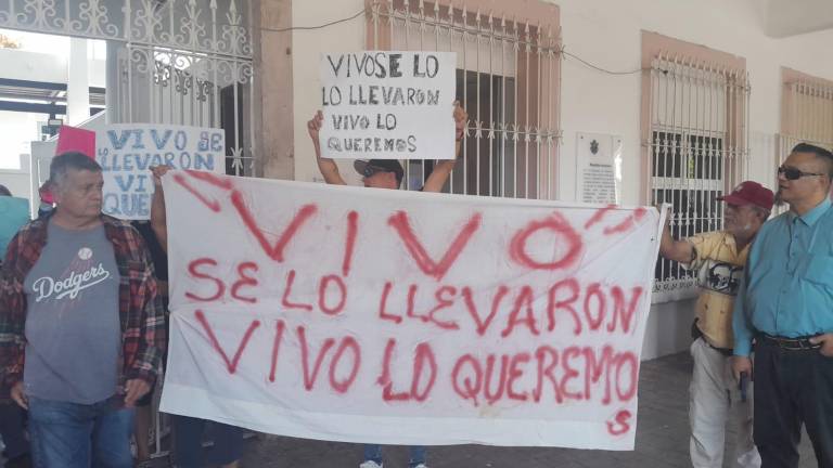 ‘¡Vivo se lo llevaron y vivo lo queremos!’: Manifestantes exigen regreso de Álvaro Rivera Vázquez