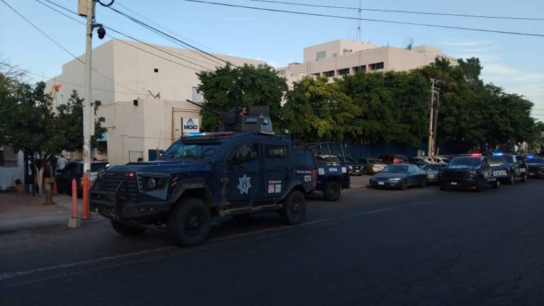 Residentes del Hospital General de Culiacán detienen labores por falta de seguridad tras atentados a balazos en instalaciones